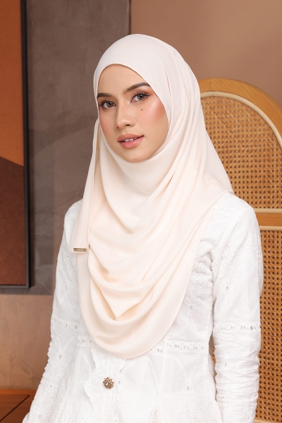 DEFECT- Aralyn Babes in Ivory